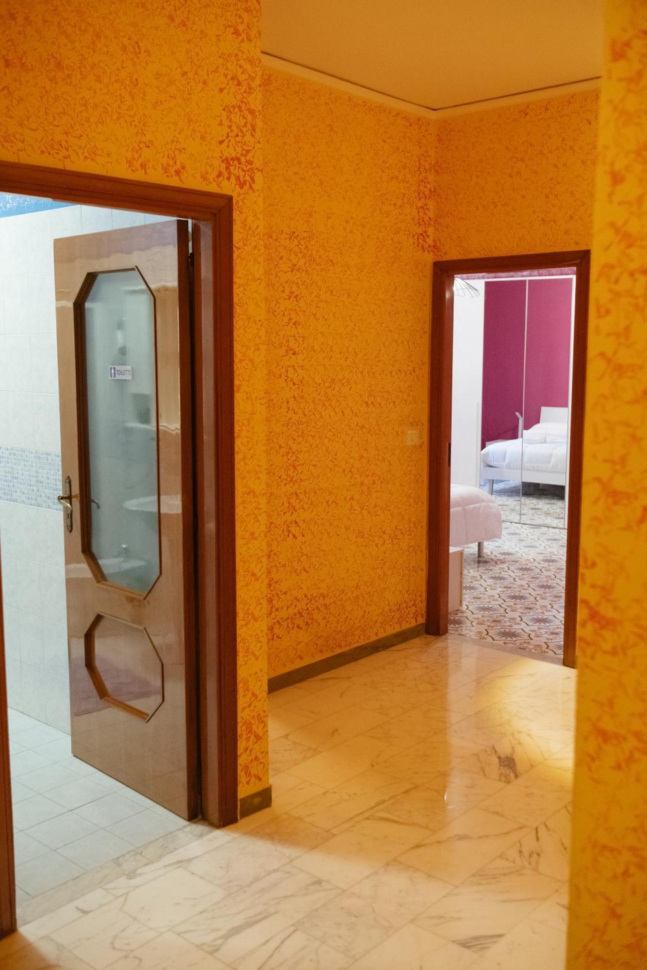 Domus Aurea Relax Room Salerno Buitenkant foto