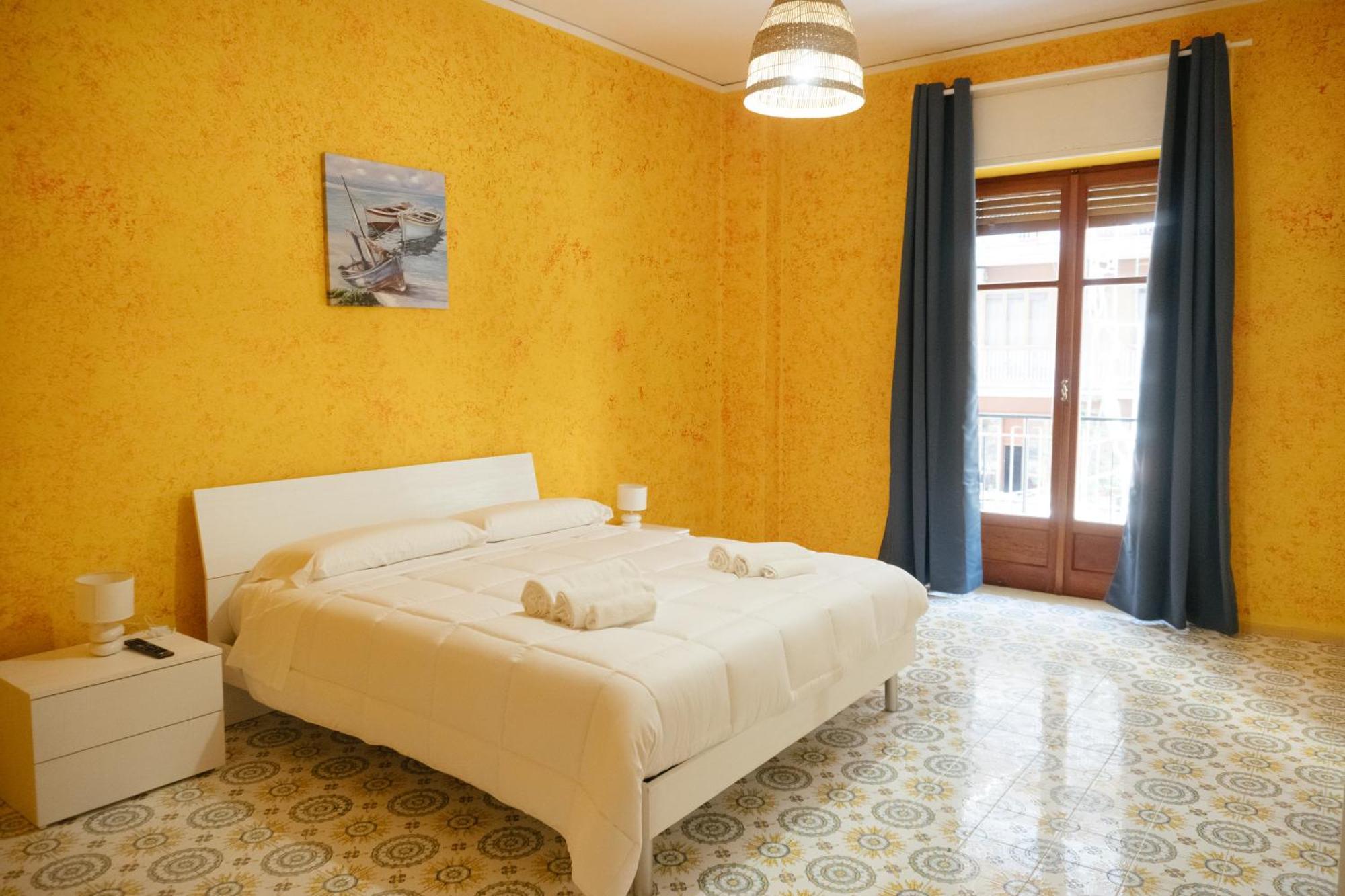Domus Aurea Relax Room Salerno Buitenkant foto